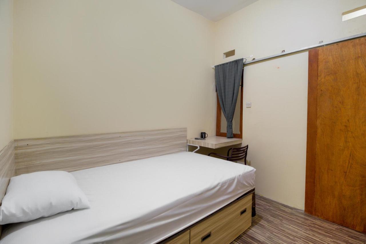 Oyo Life 3149 Guest House Ppli Bandung Dış mekan fotoğraf